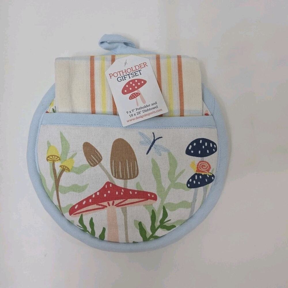 Mushroom Kitchen Towel 18x28 & Pot Holder 9x9 New Retro Design Imports